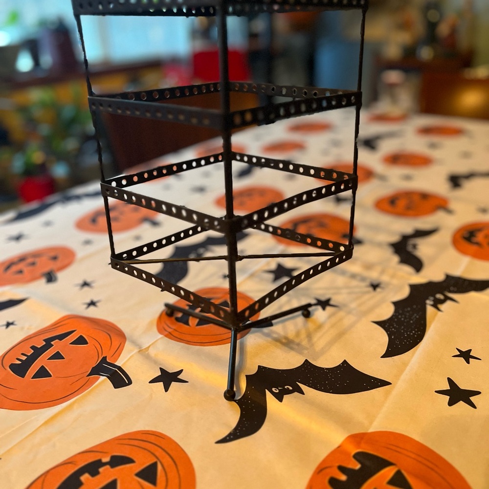 Black Metal Storage Rack - Picture 3 of 8